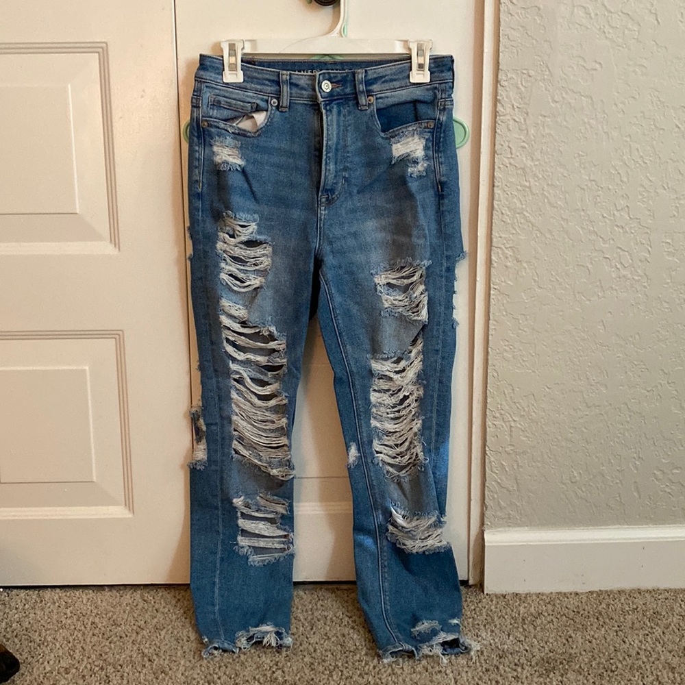 American Eagle Mom Jeans